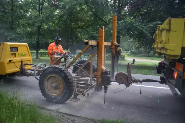 Oppersen van betonplaten